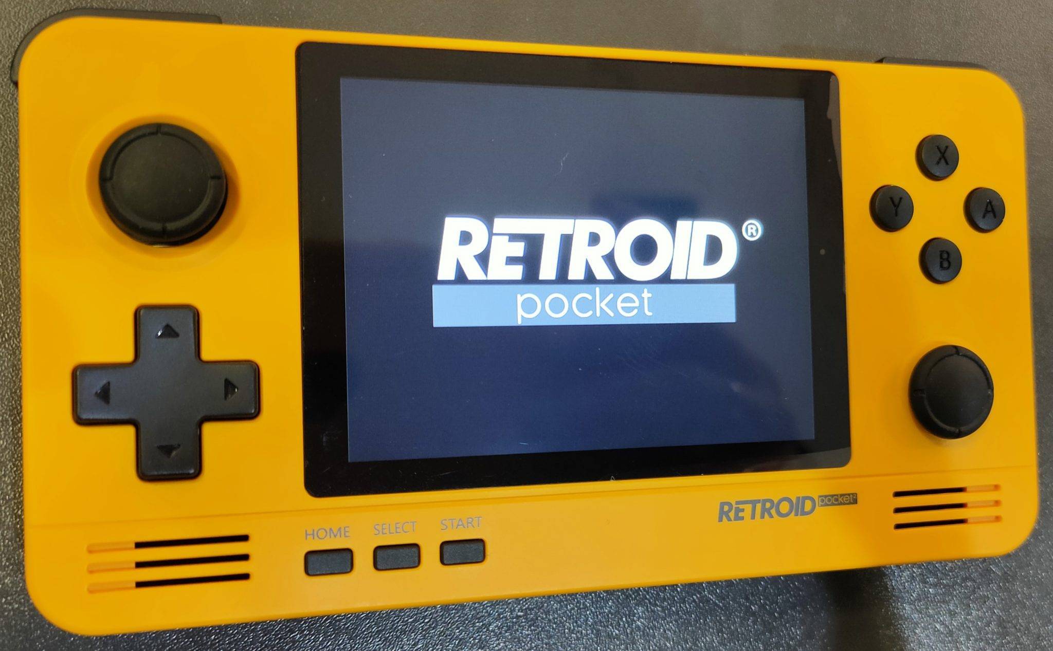 Retroid Pocket 3+ MicroSD 128GB 付き-